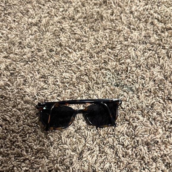 Ray-Ban Textured Black Eyewear Case main image 6